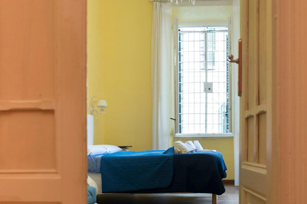 Bed and Breakfast La Breccia A Porta Pia Rom Exterior foto