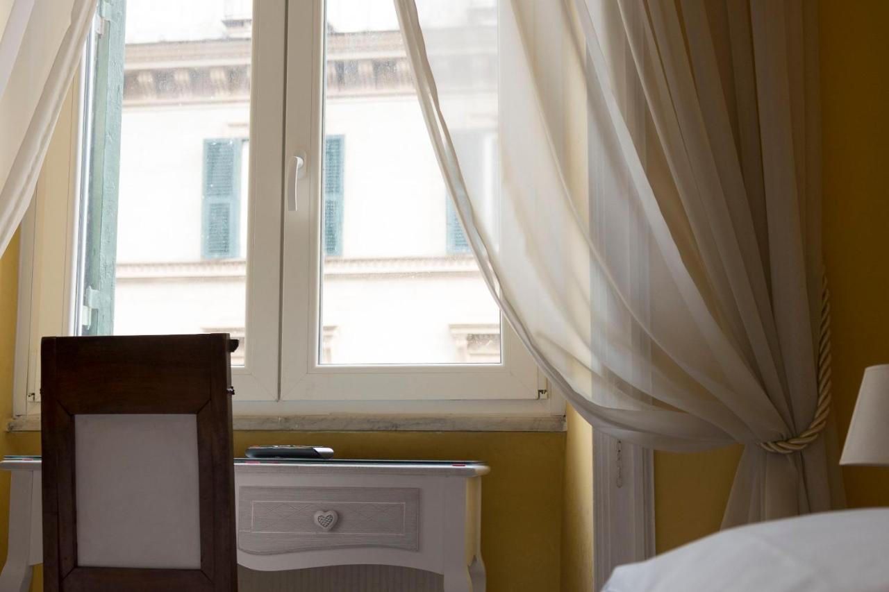 Bed and Breakfast La Breccia A Porta Pia Rom Exterior foto